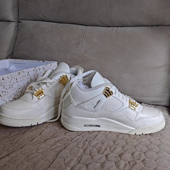 Nike Jordan 4 casual sneaker size 10 - Picture 3 of 6